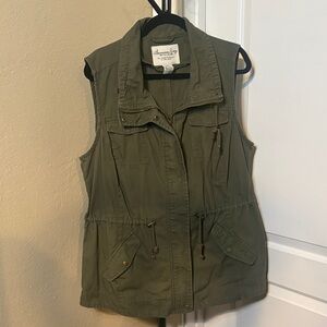 Vintage Y2K American Eagle Outfitters Olive Green Vest